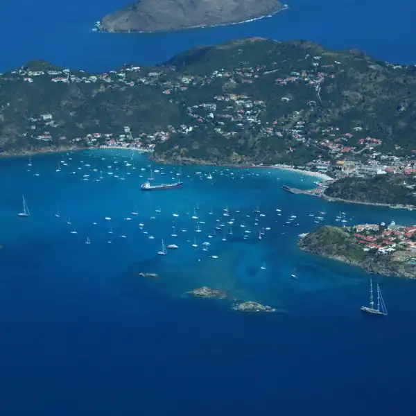 St Kitts and Nevis Tours for Beaches and Cruises