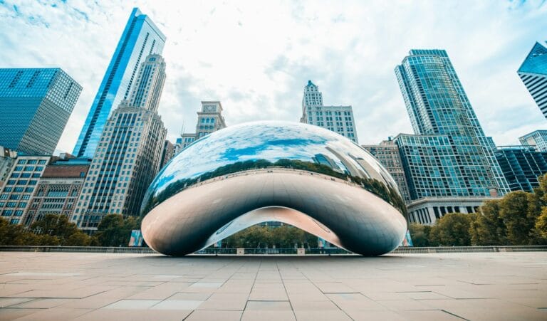 Chicago Travel Guide cloud gate in city during daytime