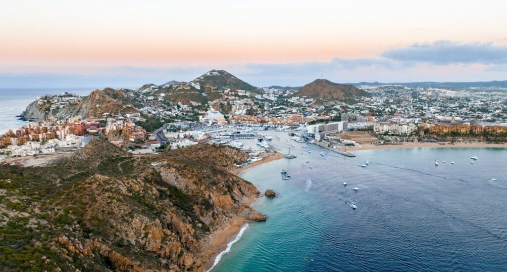 Cabo San Lucas Travel Guide a city on the water
