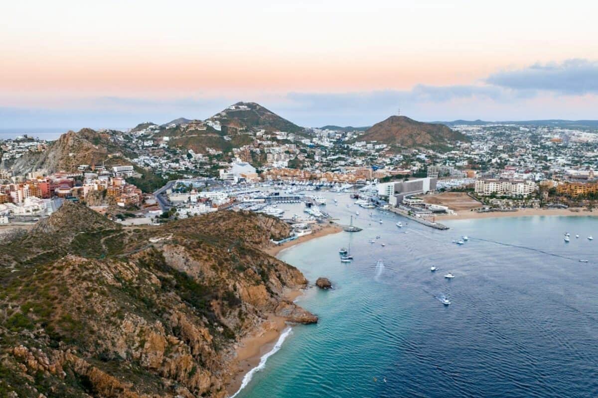 Cabo San Lucas Travel Guide a city on the water