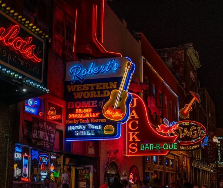 nashville tours, red and yellow led signage