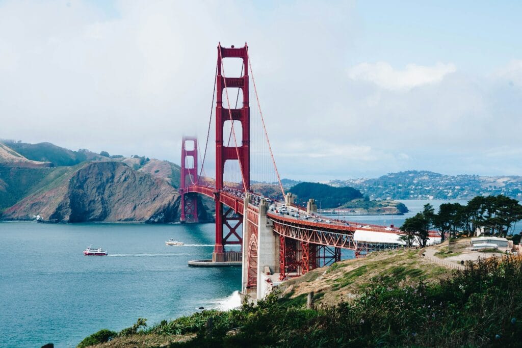 San Francisco Travel Guide Golden Gate Bridge, California