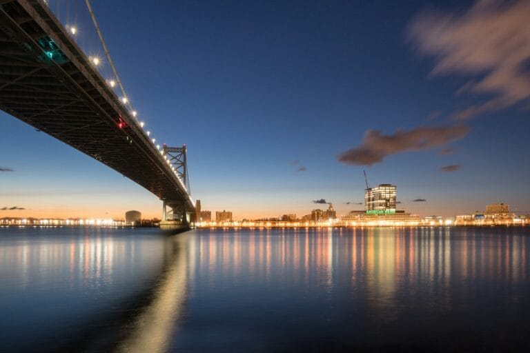 philadelphia travel guide ben franklin bridge