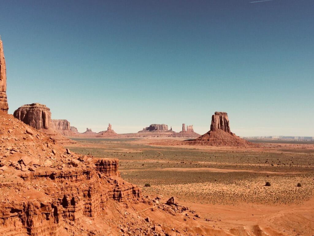 Monument Valley Navajo Tribal Park, Winslow, United States
brown rock formation under blue sky during daytime
