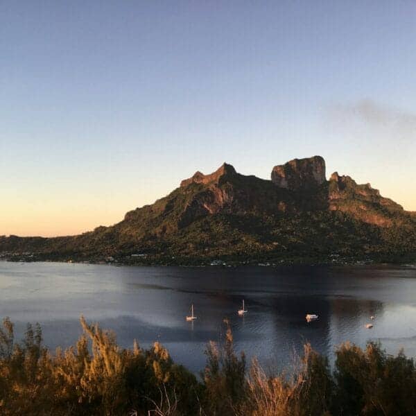 French Polynesia Travel Guide: Islands, Reefs & Traditions