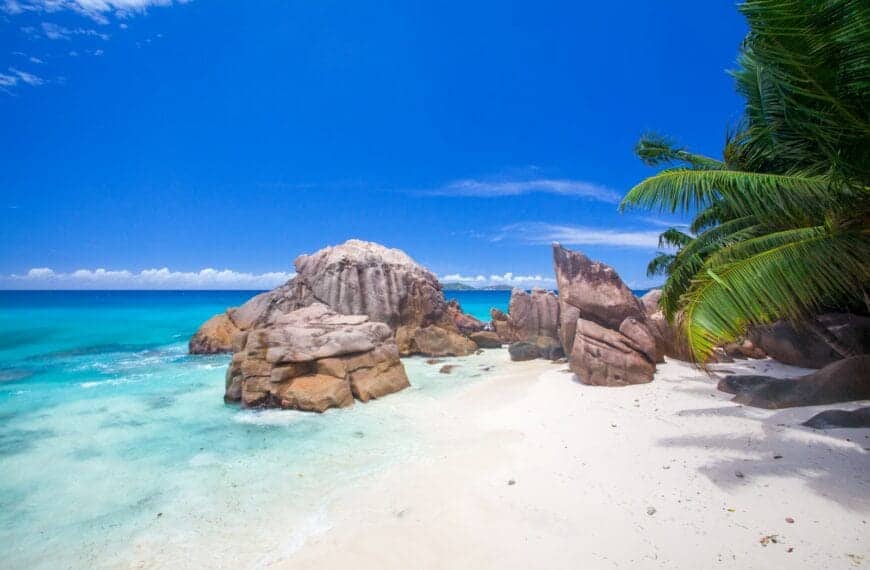 Seychelles travel guide rock formation on seashore