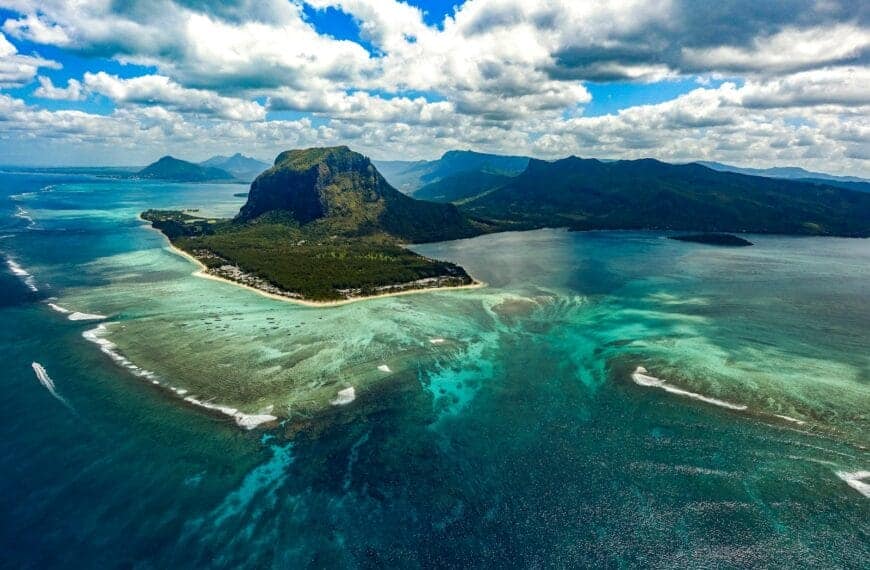 Mauritius Travel Guide green island in the middle of body of water