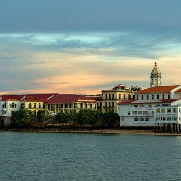 Panama Tours: Canal Cruises, Rainforest and Culture