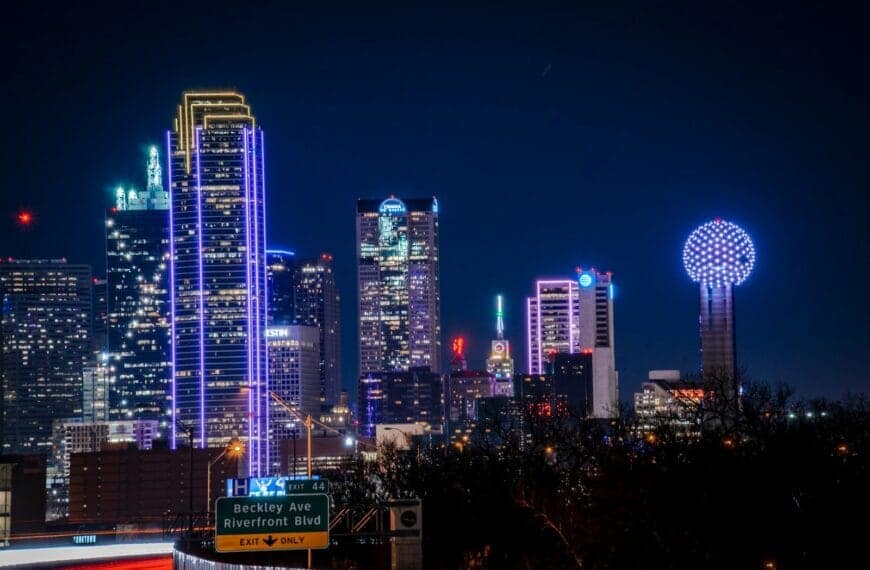 Dallas Tours city skyline during night time