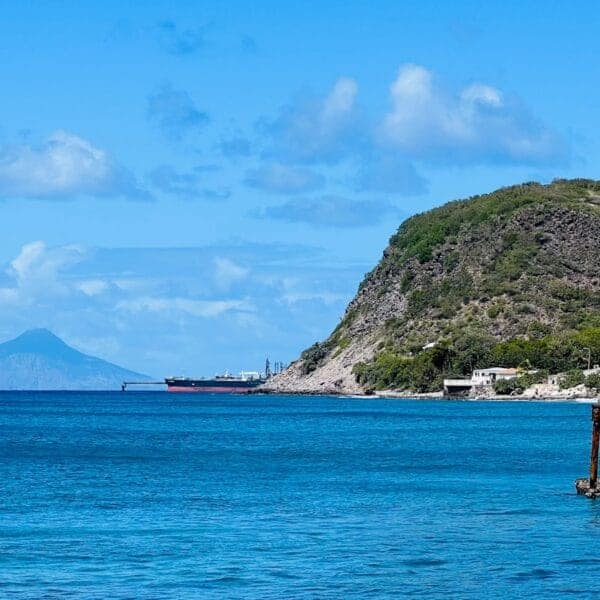 Sint Eustatius Travel Guide: Limited Flights and Wild Terrain