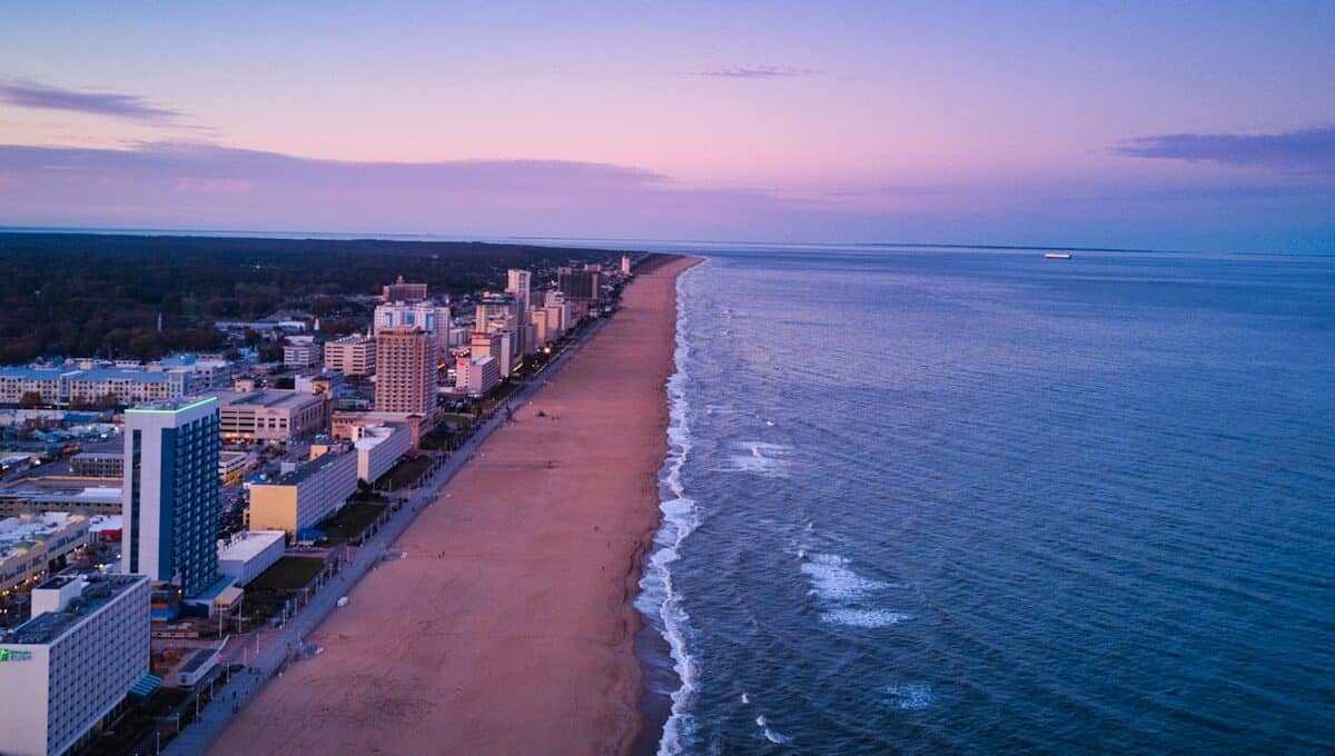 Virginia Travel Guide seashore skyline scenery