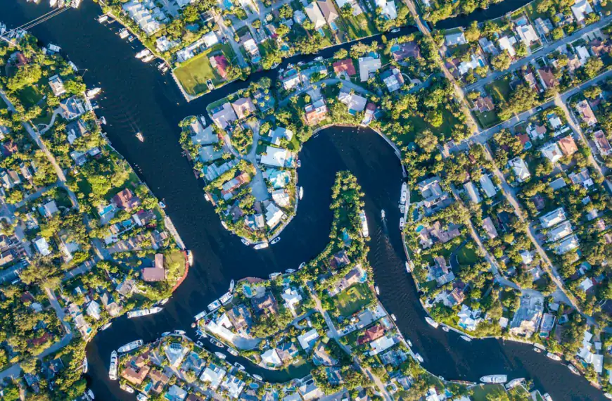 Fort Lauderdale Travel Guide bird's-eye view photography of river in city
