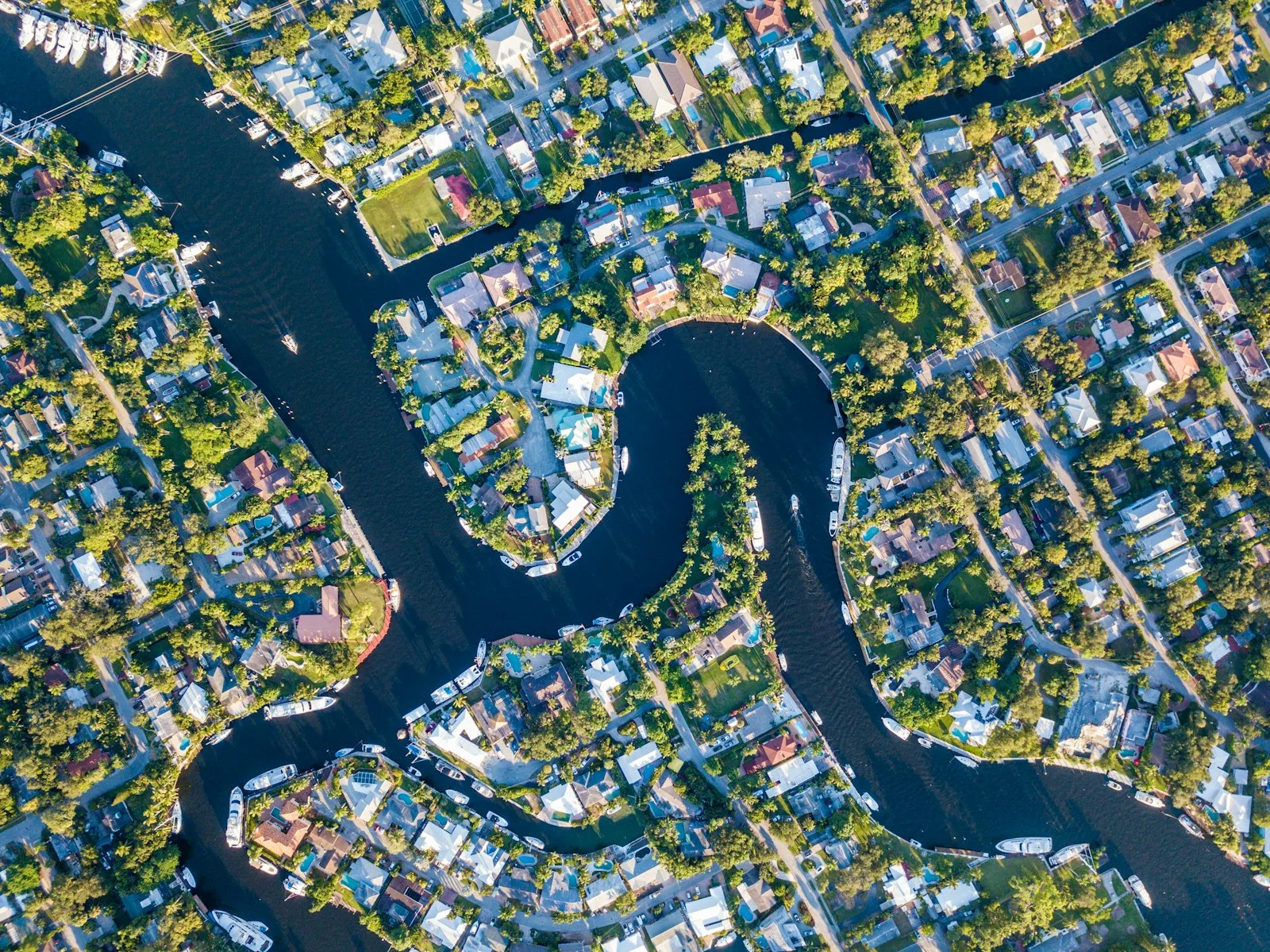 Fort Lauderdale Travel Guide bird's-eye view photography of river in city