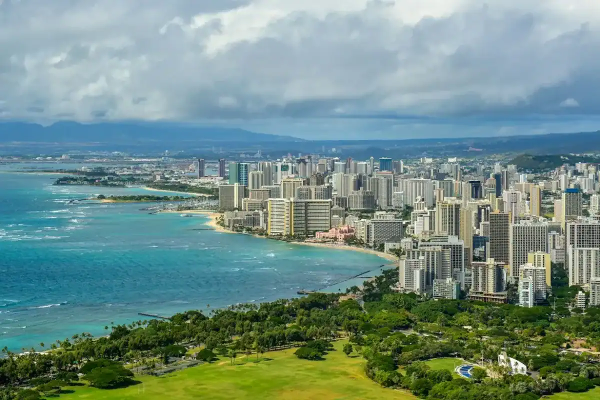 honolulu tours aerial photography of buildings during daytime
