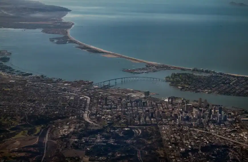 San Diego Travel Guide high-angle photography of high-rise buildings