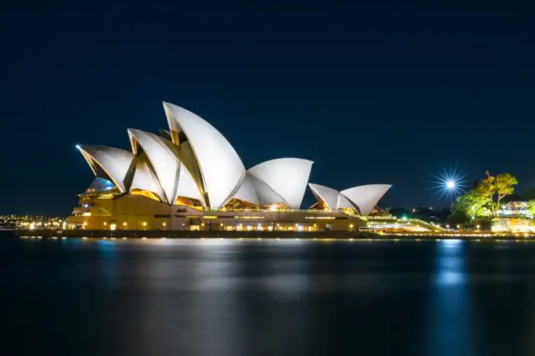 Sydney Travel Guide Sydney Opera House